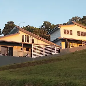  Apartment Hidden Gem Let Australia